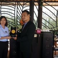 Léman Cap Resort & Spa nhận giải thưởng vàng "Gold Circle Awards 2016" của Agoda