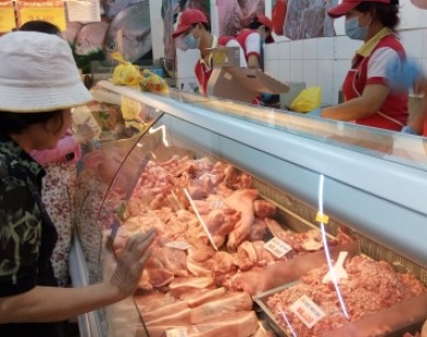 'Giải cứu' thịt lợn: Còn nhiều nghịch lý làm hại nông dân