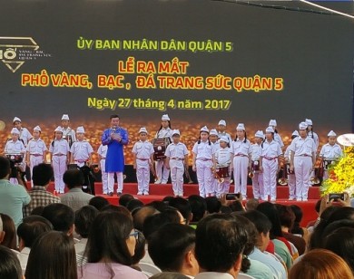 Ra mắt phố chuyên doanh Vàng, bạc, đá trang sức: Gìn giữ nét văn hóa nghề kim hoàn.