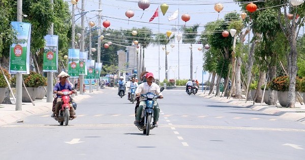 Sốt đất nền Sài Gòn, doanh nghiệp BĐS bẻ lái đầu tư tận dụng "cơ hội vàng"