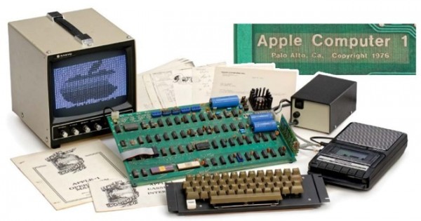 Sau 41 năm ra đời máy tính Apple-1 được bán với giá 2,3 tỷ đồng