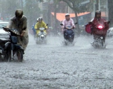 Dự báo thời tiết 24/5: Hà Nội mưa to, vùng núi nguy cơ sạt lở đất