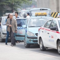 Taxi truyền thống: Đổi thay hay lụi tàn?