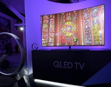 Những điểm khác biệt giữa Tivi công nghệ OLED và QLED