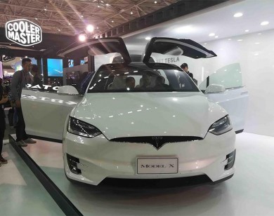 Khám phá xe ô tô điện Tesla tại Computech Taipei 2017