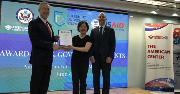Đại học Fulbright Việt Nam nhận hai khoản tài trợ với hơn 15 triệu USD