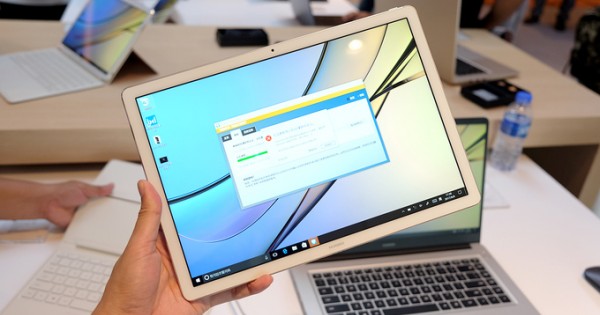 Tablet chạy Windows 10 mạnh hơn MacBook 12 inch