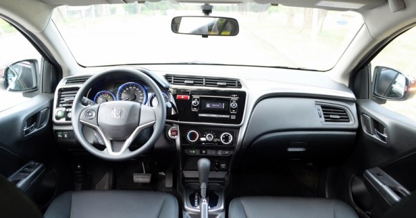 Máy lạnh Honda City bị khách hàng chê nóng, Honda đáp "đạt chuẩn"