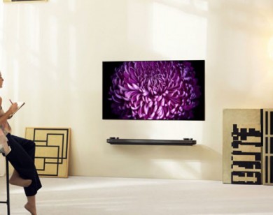 Đánh giá tivi LG OLED Signature: thiết kế hiện đại, mức giá khá cao