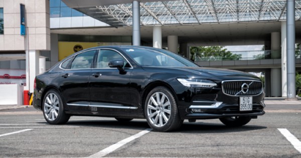 Volvo S90 - sedan lạ cho nhà giàu Việt Nam