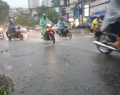 Dự báo thời tiết 2/7: Hà Nội mưa rào bất chợt