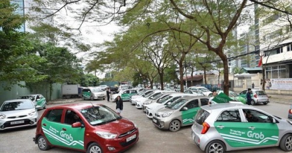 Công an vào cuộc vụ thuế Uber, Grab