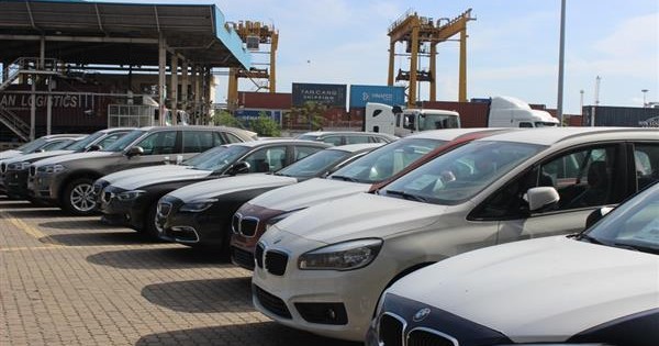 Vắng BMW, xe nhập từ Đức tăng giá thêm hàng chục nghìn USD