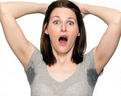 Hôi nách lâu năm cũng khỏi chỉ bằng cách dùng lá trầu không