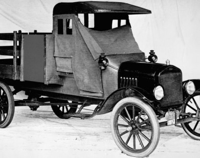 Toàn cảnh 100 năm phát triển dòng xe bán tải của Ford