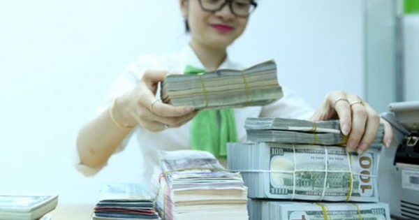 Tỷ giá ngoại tệ ngày 1/8: USD tiếp tục lao dốc