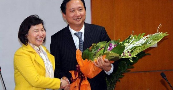 Thứ trưởng Hồ Thị Kim Thoa bất ngờ gửi đơn xin thôi việc