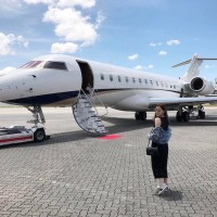 Cuộc sống sang chảnh của nữ giám đốc 28 tuổi xinh như hot girl