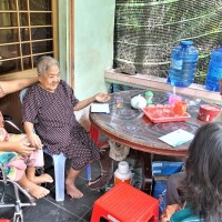Vinamilk thăm hỏi tri ân các Mẹ Việt Nam anh hùng