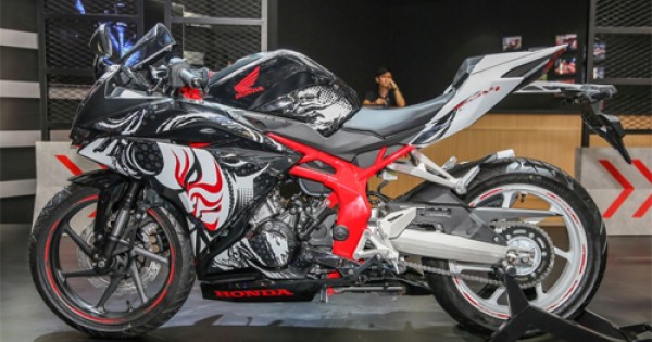 Honda CBR250RR Special Edition giá 5.300 USD tại Indonesia