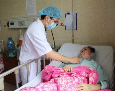 Hàng loạt bác sỹ tay nghề cao nghỉ việc ở các bệnh viện công Đồng Nai