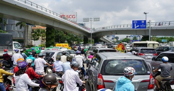 Giải quyết kẹt xe Tân Sơn Nhất: Sẽ càng khó khi hàng loạt dự án bất động sản lớn “đổ bộ”!