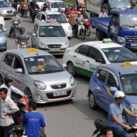 Hà Nội: Năm 2018 sẽ lấy ý kiến DN và Nhân dân về màu sơn cho taxi