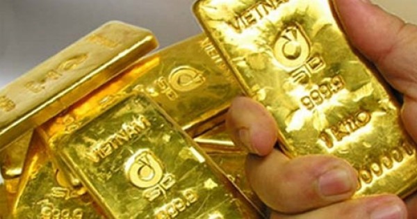 Giá vàng ngày 28/9: USD lên đỉnh, vàng lao dốc