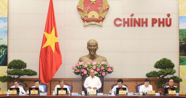 Thủ tướng Nguyễn Xuân Phúc: Chưa đề cập việc tăng các loại thuế, phí
