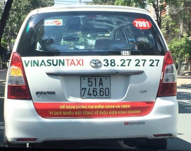 Ứng xử như thế nào đại chiến Taxi và Uber - Grab?