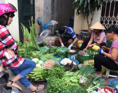 Giá cả thị trường ngày hôm nay (11/10): Giá thực phẩm tiếp tục tăng ở Hà Nội