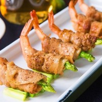 Cách làm thịt ba chỉ cuộn tôm rán giòn tan tại nhà
