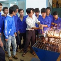 Dự báo thị trường lao động: Vì sao vẫn lệch?