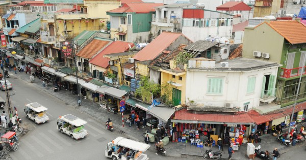 Sóng ngầm “săn” nhà phố cổ