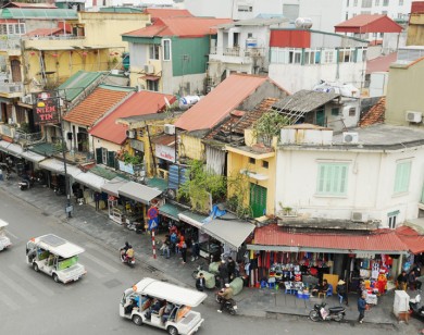 Sóng ngầm “săn” nhà phố cổ