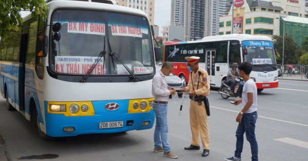 Tái phát nạn xe “rùa bò” và bến cóc: Phải quy trách nhiệm rõ ràng