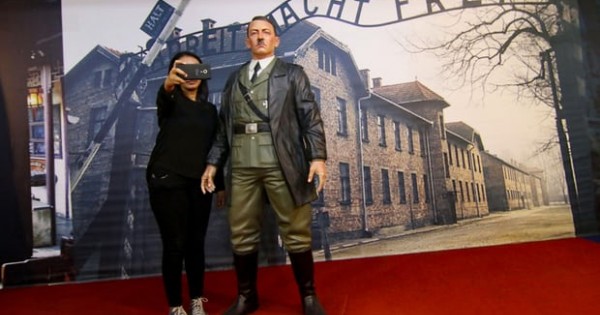 Dựng tượng sáp Hitler cho du khách 'chiêm ngưỡng' và chụp hình, Viện bảo tàng ở Indonesia gặp phải sự phản đối dữ dội