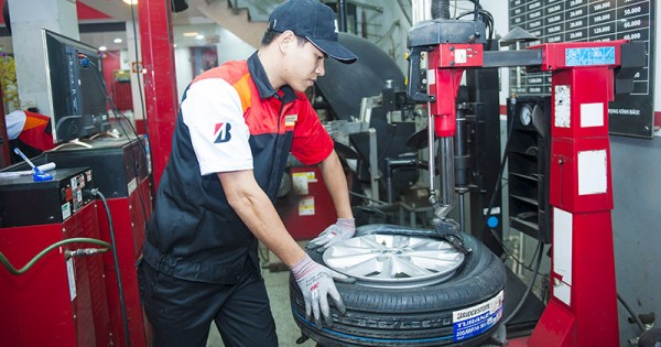 Hãng Bridgestone đẩy mạnh tiếp thị lốp Turanza GR100 vừa êm vừa mềm
