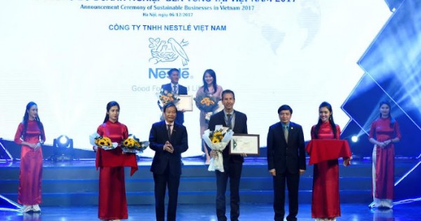 Nestlé Việt Nam được xếp hạng doanh nghiệp phát triển bền vững 2017