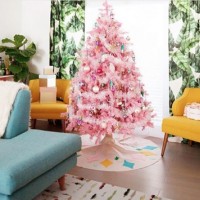 Thông Noel màu hường: Nữ hoàng phong cách giáng sinh năm nay