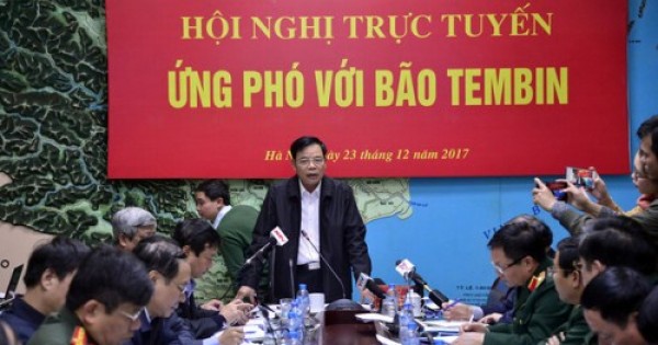 Gần 1 triệu dân phải sơ tán để tránh bão TemBin