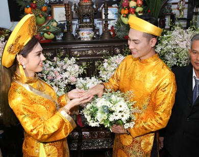'Nữ hoàng chuyển giới' Lâm Khánh Chi chính thức lên xe hoa
