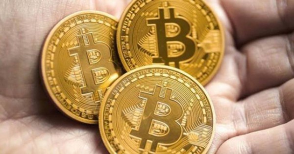 Dân mạng rủ nhau mua đồng xu Bitcoin lì xì Tết 2018