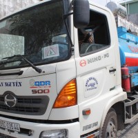 Bắt quả tang doanh nghiệp Vạn Nguyên 2 bơm 9.000 lít xăng dỏm