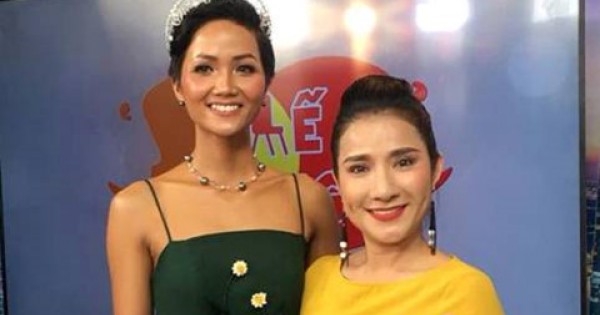 Hoa hậu H'Hen Niê đến trễ 1 tiếng cư dân mạng tranh cãi