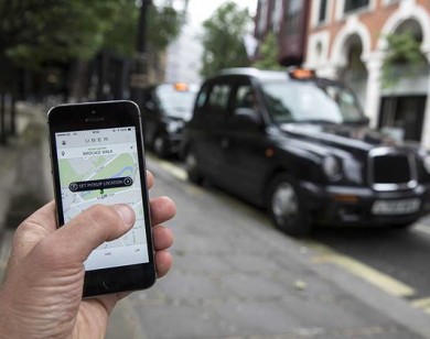 Tính pháp lý trong hoạt động của xe taxi công nghệ cần phải được xem lại
