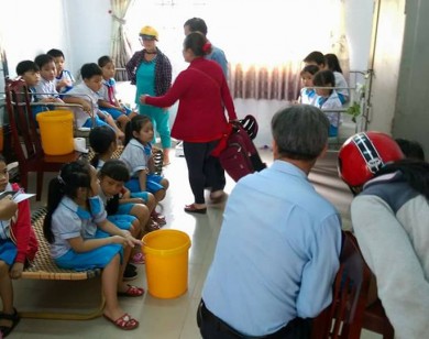 70 học sinh nhập viện sau khi uống sữa NutiFood