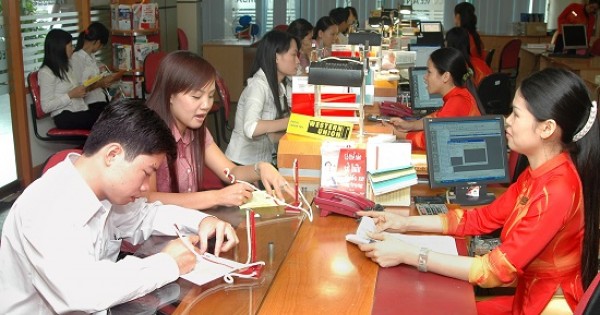 Ngân hàng vào mùa đại hội cổ đông: Ấm ức với cổ tức