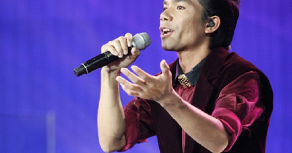 Quán quân Vietnam Idol 2012 Ya Suy tuyên bố dừng sân khấu