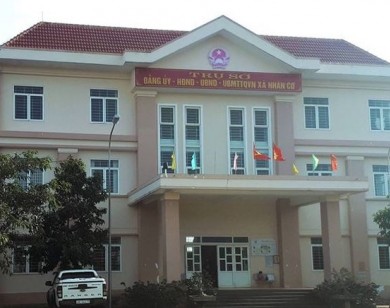 Bắt khẩn cấp trưởng công an xã nhận tiền 